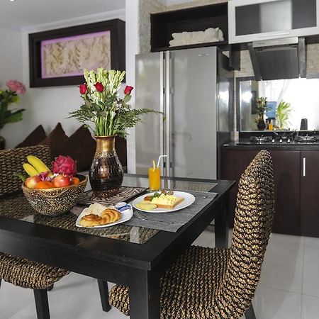 Blue Marlin Legian Villa Εξωτερικό φωτογραφία